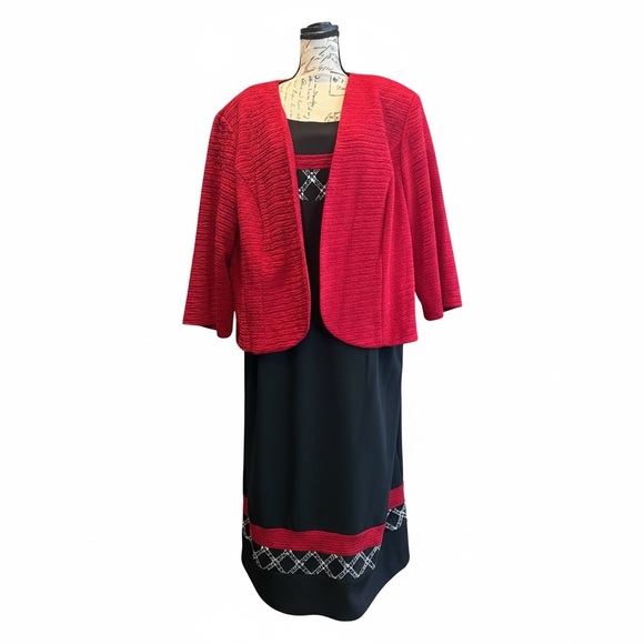 Maya Brooke Black and Red Maxi Dress with Red Blazer - Picture 5 of 12
